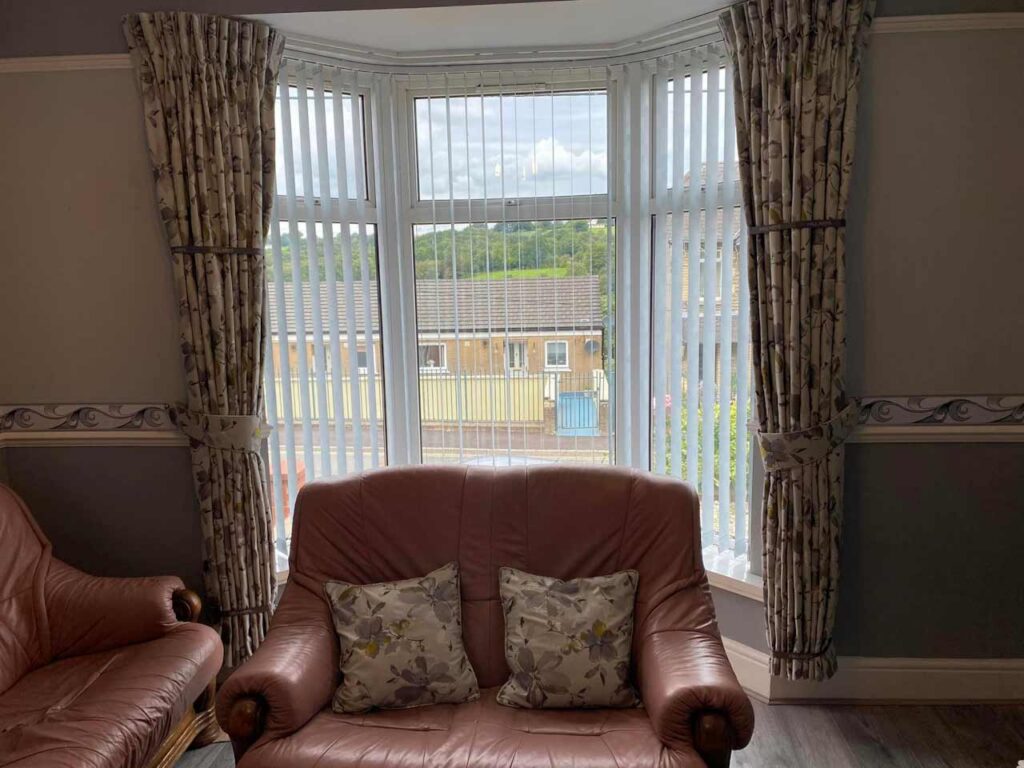 curved vertical blinds swansea